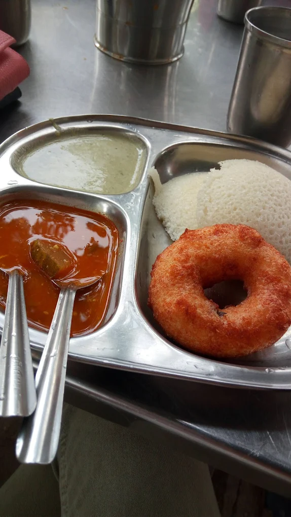 Idly vada plate